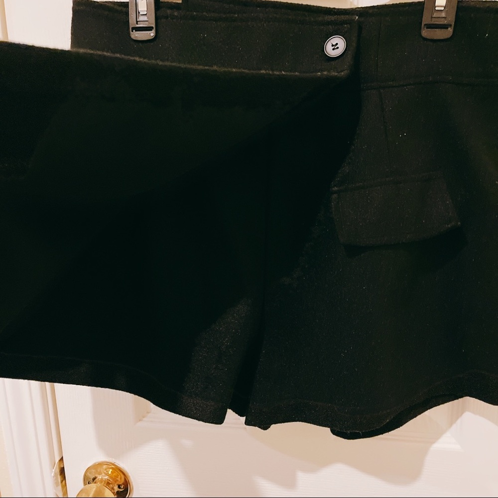 Skort - Picture 3 of 4